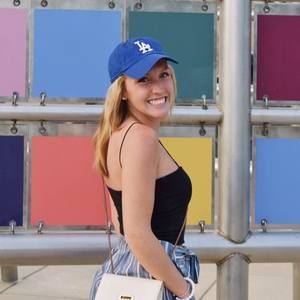 Meet your Posher, Abby